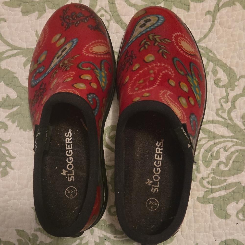 Sloggers Women's Vibrant Red Paisley Mules